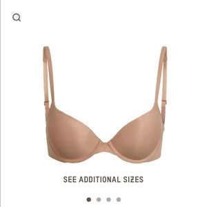 Like New - SKIMS FITS EVERYBODY T-SHIRT PUSH UP BRA - 34C